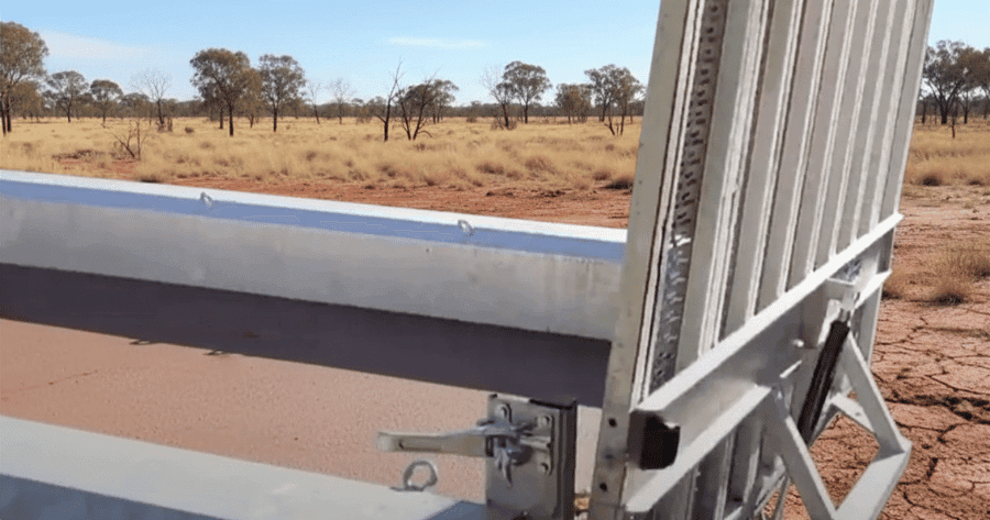 Stop your plant trailer tipping with Anti-Tipping Frames.