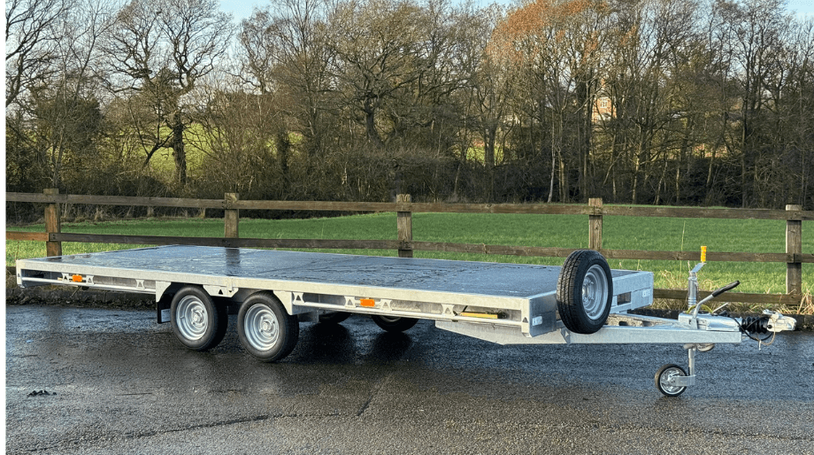 Platform Trailer Hire: What to Check Before You Book