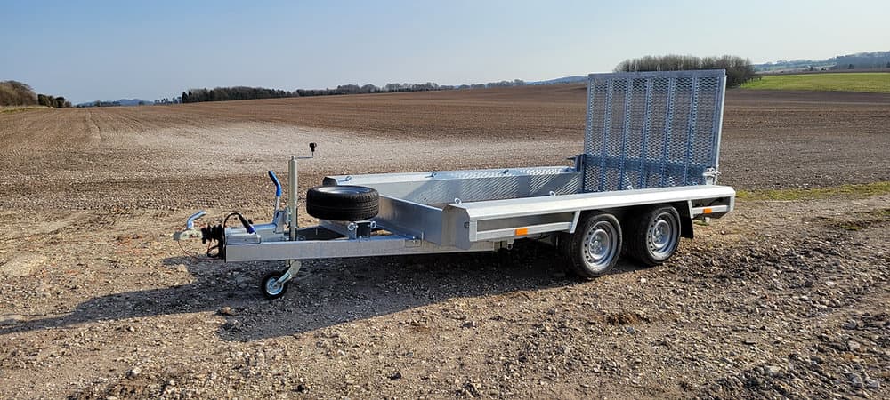 Essential Trailer Loading Tips for Safe and Smooth Towing