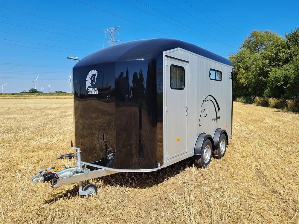 10 Key Tips for Using & Maintaining Your Horse Box Trailer