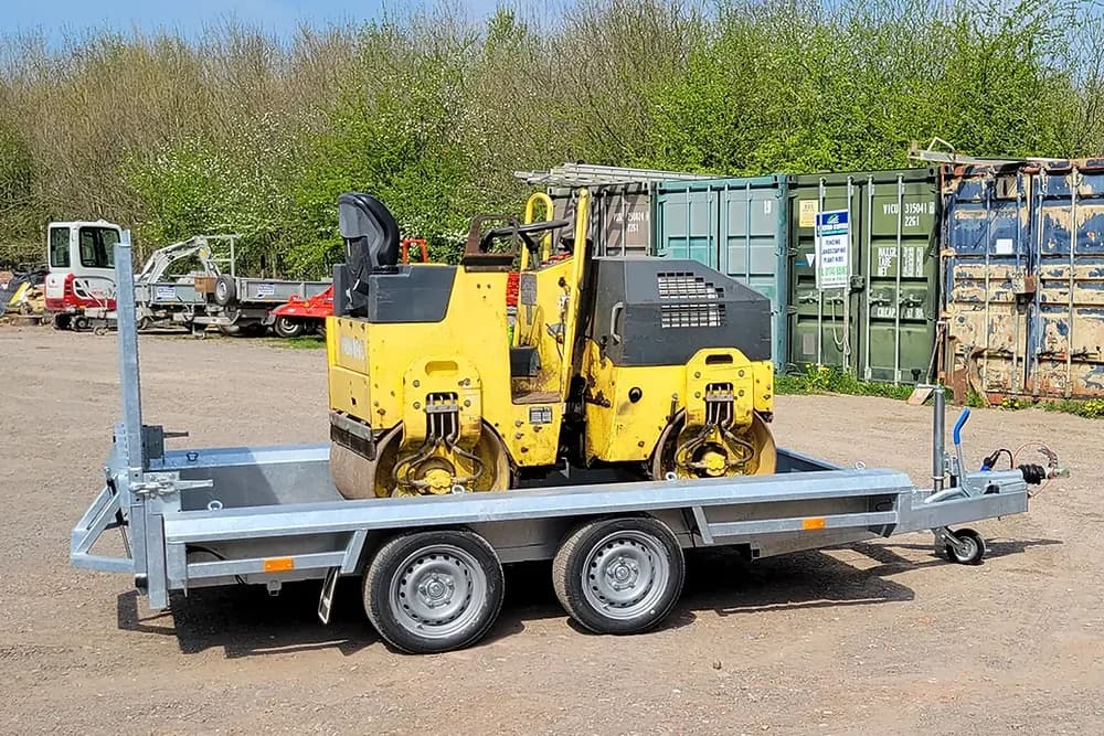 Discover Best Types of Trailers for Hauling Heavy Equipment