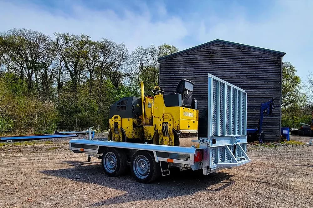 Plant Trailer Safety: Load & Secure Right | Brent Tips